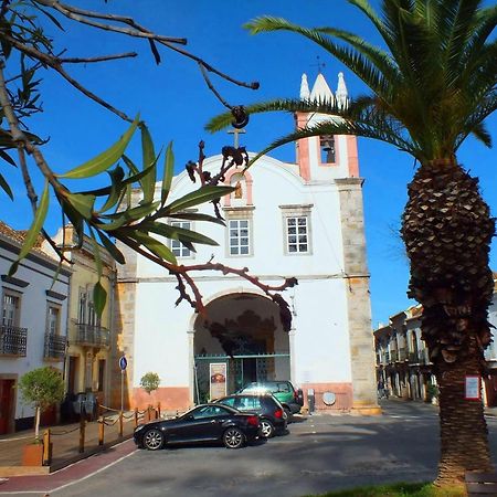 Willa Stylish Townhouse In Tavira Centre, Shared Pool Zewnętrze zdjęcie