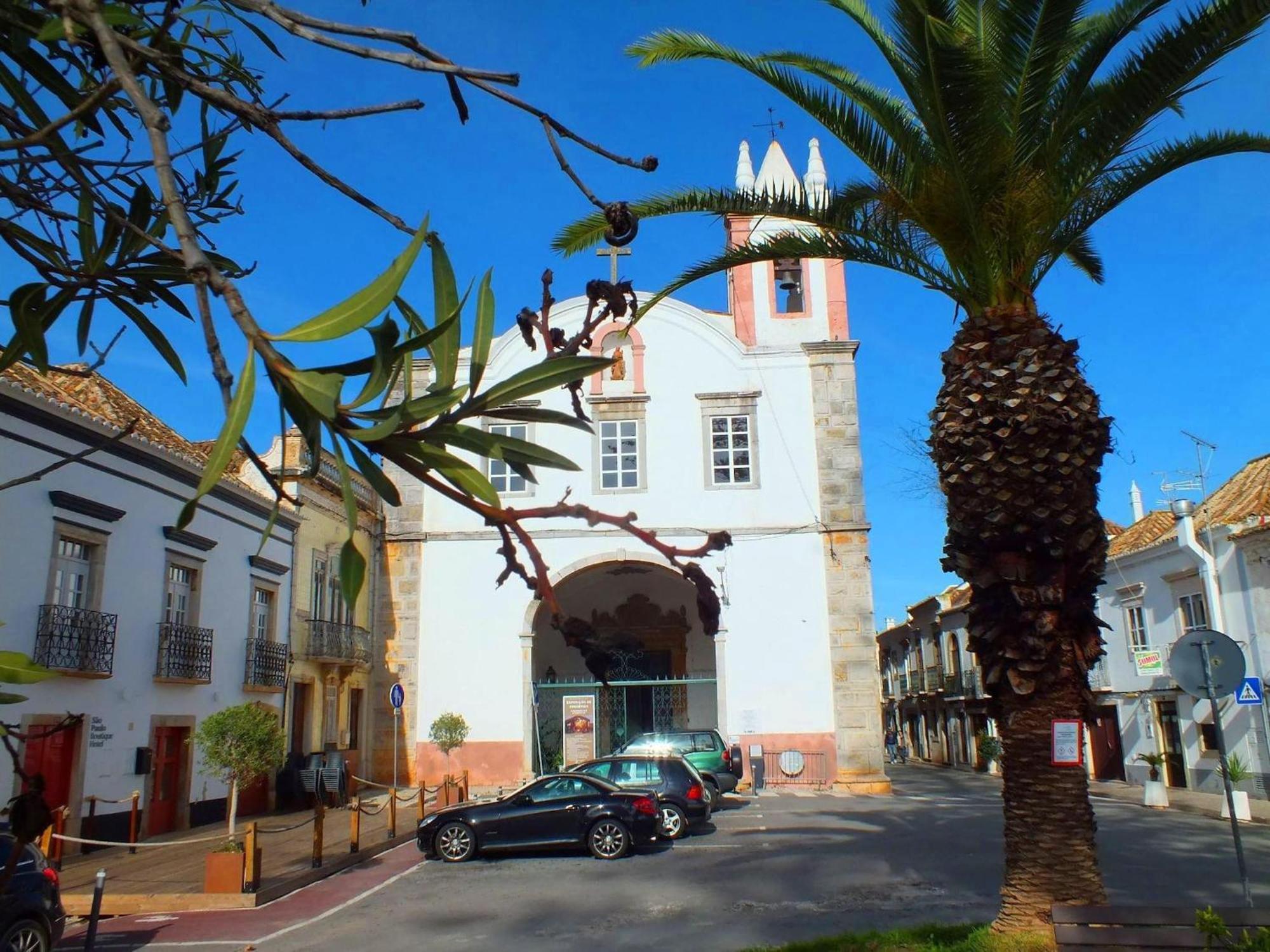 Willa Stylish Townhouse In Tavira Centre, Shared Pool Zewnętrze zdjęcie